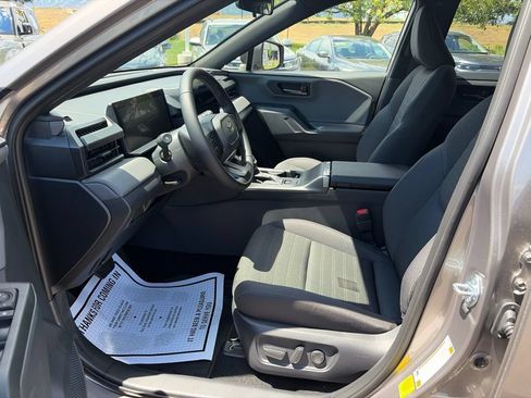 Used 2026 Toyota RAV4 SE AWD/4WD image 24