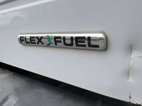 Used 2015 Ford F250 XL w/ Power Equipment Group image 32