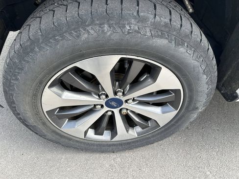 Used 2019 Ford F150 XL w/ Equipment Group 101A Mid AWD/4WD image 7