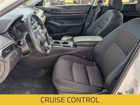 Used 2024 Nissan Altima 2.5 S image 14