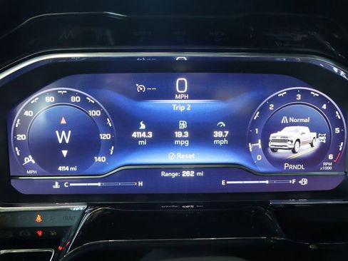 Used 2024 Chevrolet Silverado 1500 LT w/ Z71 Off-Road Package image 22