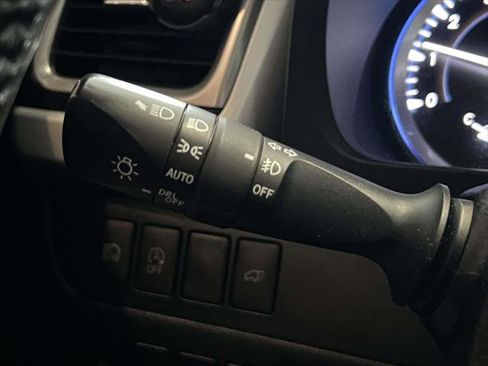 Used 2017 Toyota Highlander XLE w/ Protection Package #3 image 22