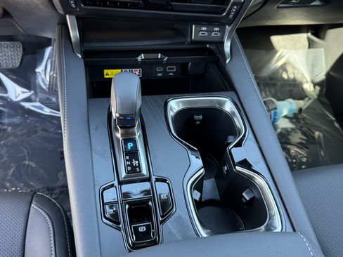 New 2026 Lexus RX 350h AWD/4WD image 25