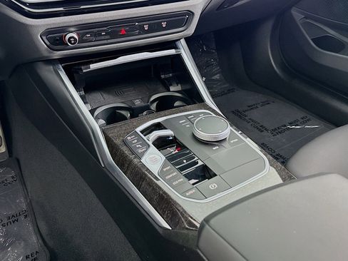 Used 2023 BMW 330i Sedan w/ M Sport Package image 6