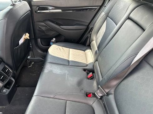 Used 2023 Kia Seltos EX AWD/4WD image 9