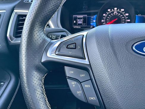 Certified 2024 Ford Edge ST image 18