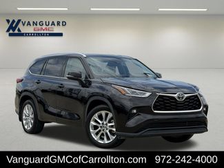 Used 2021 Toyota Highlander Limited FWD 360° Tour