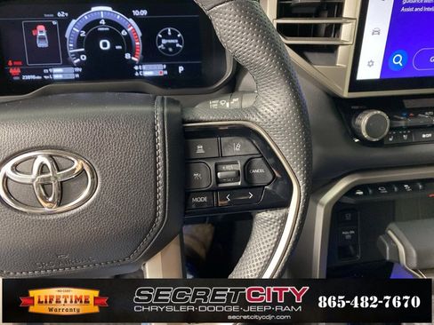 Used 2024 Toyota Tundra Limited image 16