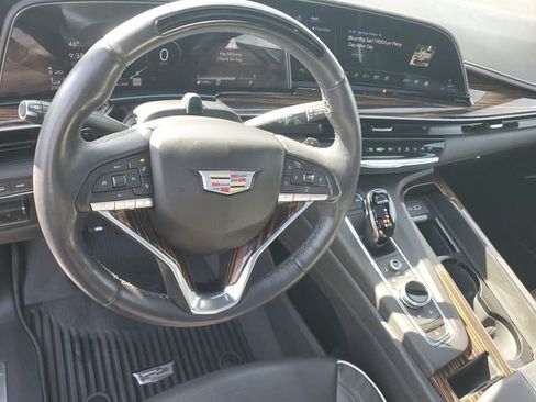 Certified 2023 Cadillac Escalade Premium Luxury w/ Performance Package AWD/4WD image 11