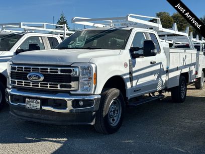 New 2025 Ford F350 XL w/ XL Chrome Package