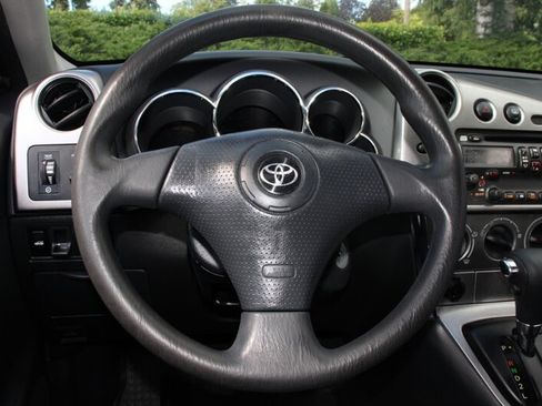 Used 2003 Toyota Matrix FWD image 14
