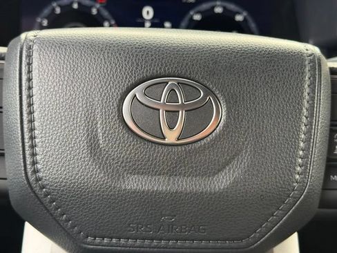 Used 2026 Toyota 4Runner TRD Off-Road Premium AWD/4WD image 26
