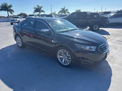 Used 2016 Ford Taurus Limited image 2