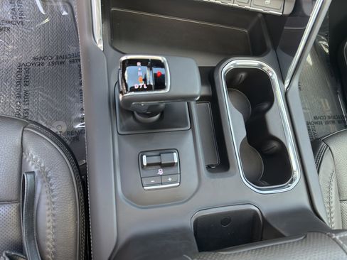 Used 2024 GMC Sierra 1500 Denali w/ Technology Package image 23