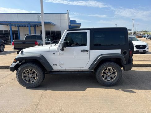 Used 2012 Jeep Wrangler Sport w/ Trailer Tow Group AWD/4WD image 4