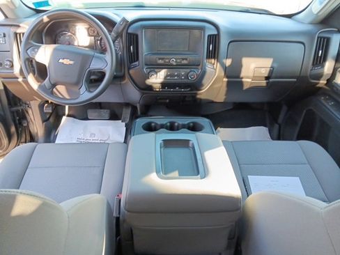 Used 2018 Chevrolet Silverado 2500 W/T w/ Snow Plow Prep Package image 8