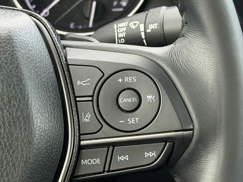 Certified 2023 Toyota Camry SE w/ Convenience Package image 28