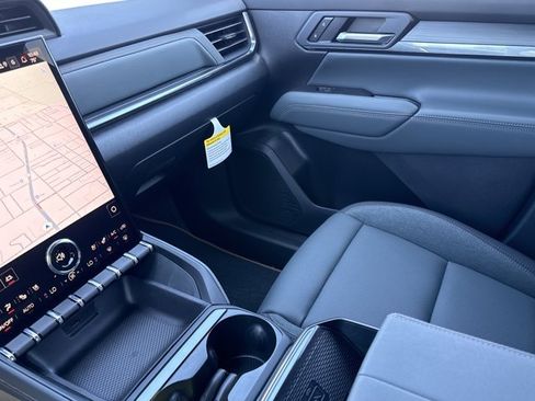 New 2026 GMC Terrain AT4 AWD/4WD image 19