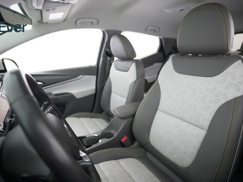 Used 2023 Chevrolet Bolt EUV Premier FWD image 4