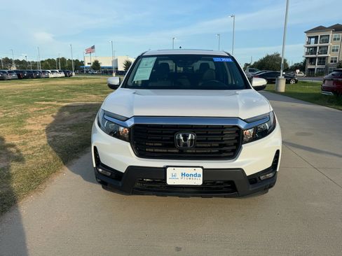 Certified 2023 Honda Ridgeline RTL image 3