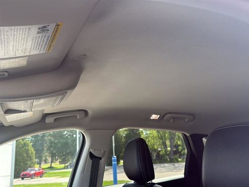 Used 2021 Ford Escape SEL FWD image 10