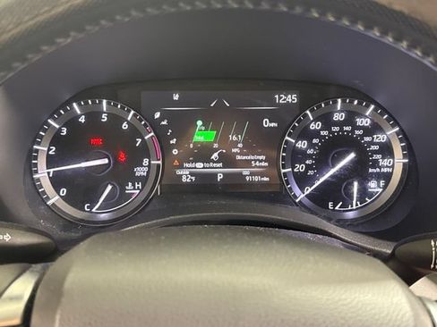 Used 2020 Toyota Highlander XLE AWD/4WD image 27