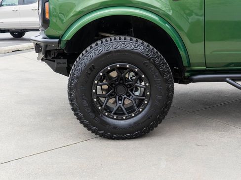 Used 2022 Ford Bronco Black Diamond image 28