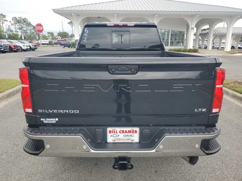New 2026 Chevrolet Silverado 3500 LTZ w/ LTZ Plus Package AWD/4WD image 4