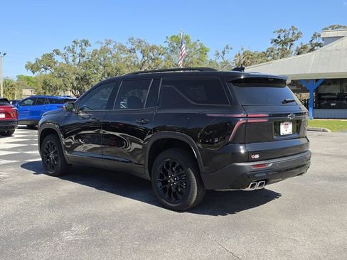 New 2026 Chevrolet Traverse LT w/ Midnight/Sport Edition image 3