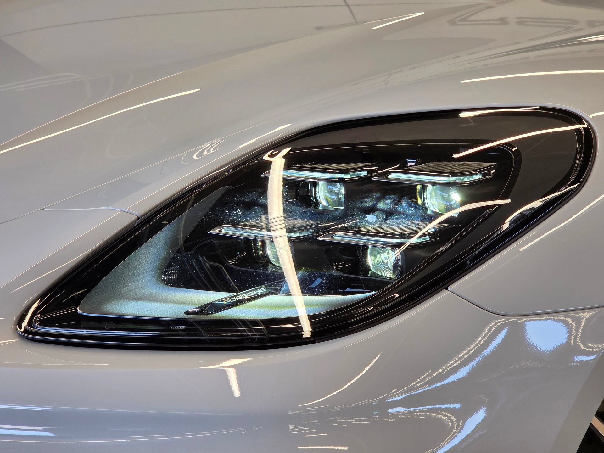 New 2026 Porsche Panamera 4 AWD/4WD image 27