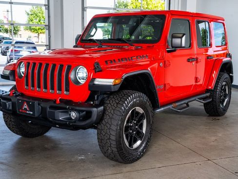 Used 2020 Jeep Wrangler Unlimited Rubicon w/ Dual Top Group image 11