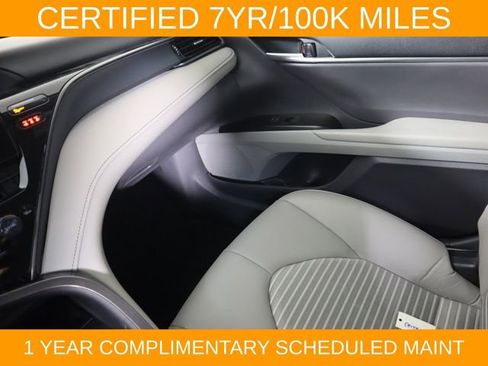Used 2024 Toyota Camry SE w/ Convenience Package FWD image 18