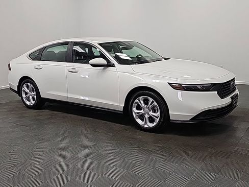 New 2025 Honda Accord LX image 2