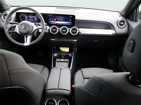 New 2025 Mercedes-Benz GLB 250 4MATIC image 15