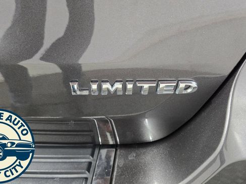 Used 2019 Jeep Grand Cherokee Limited AWD/4WD image 34