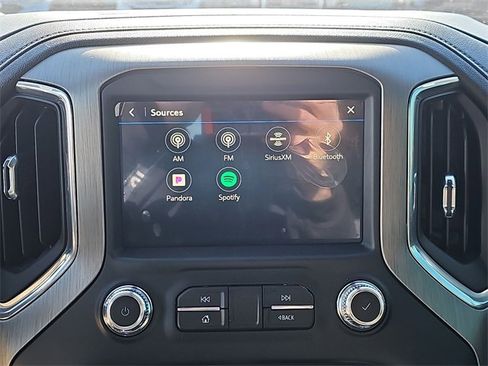 Used 2022 GMC Sierra 3500 Denali w/ Technology Package image 11