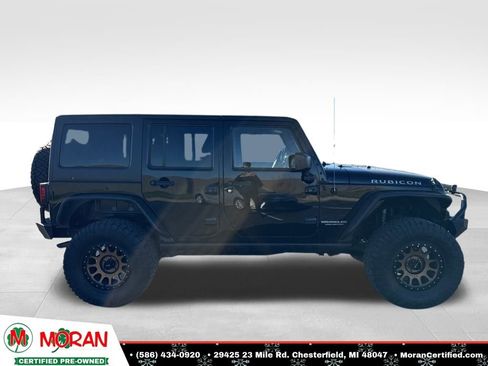 Used 2015 Jeep Wrangler Unlimited Rubicon w/ Connectivity Group image 6