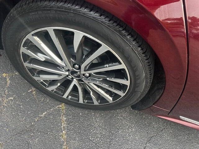 Used 2017 Lincoln Continental Select FWD image 23