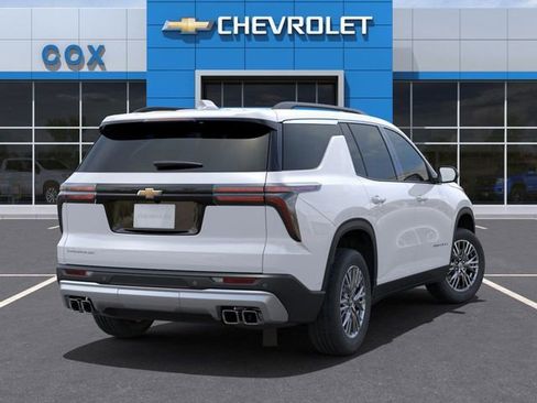 New 2025 Chevrolet Traverse LT image 4