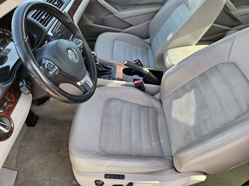 Used 2013 Volkswagen Passat TDI SEL Premium image 13