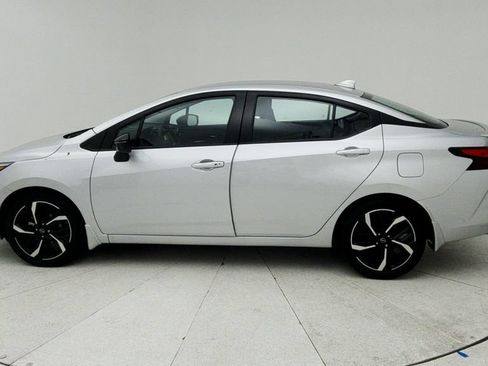 Used 2025 Nissan Versa SR w/ Trunk Package FWD image 5