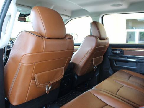 Used 2018 RAM 2500 Longhorn w/ Convenience Group AWD/4WD image 40