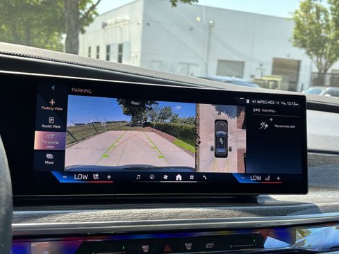 Certified 2023 BMW 740i RWD image 23
