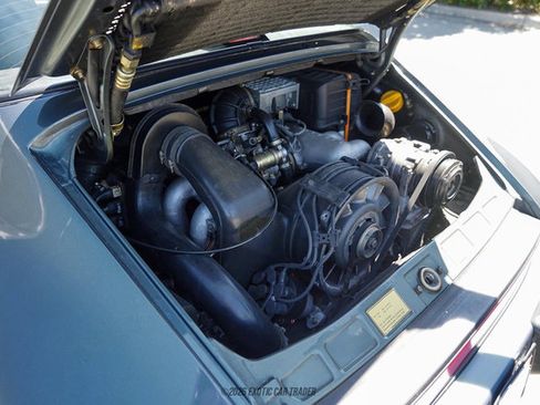 Used 1987 Porsche 911 Carrera RWD image 23