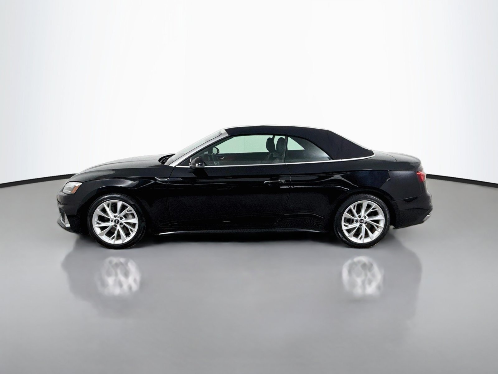 Certified 2022 Audi A5 2.0T Premium w/ Convenience Package AWD/4WD image 2