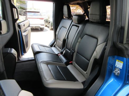 Used 2023 Ford Bronco Wildtrak AWD/4WD image 22