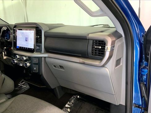 Used 2025 Ford F150 XLT w/ Equipment Group 301A Standard AWD/4WD image 16