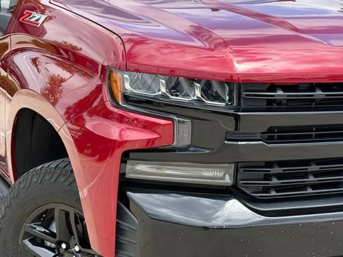 Used 2020 Chevrolet Silverado 1500 LT Trail Boss AWD/4WD image 3