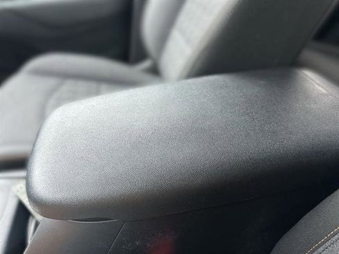 Used 2024 Chevrolet Equinox LT w/ LPO, Floor Liner Package image 16