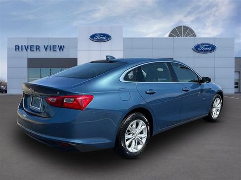 Used 2025 Chevrolet Malibu LT FWD image 5